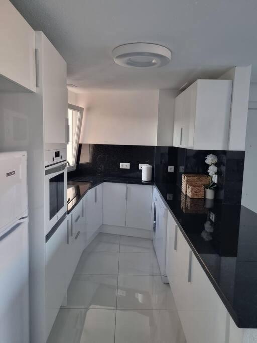 Modern 2 Bed Apartment At Hacienda Riquelme مرسية المظهر الخارجي الصورة
